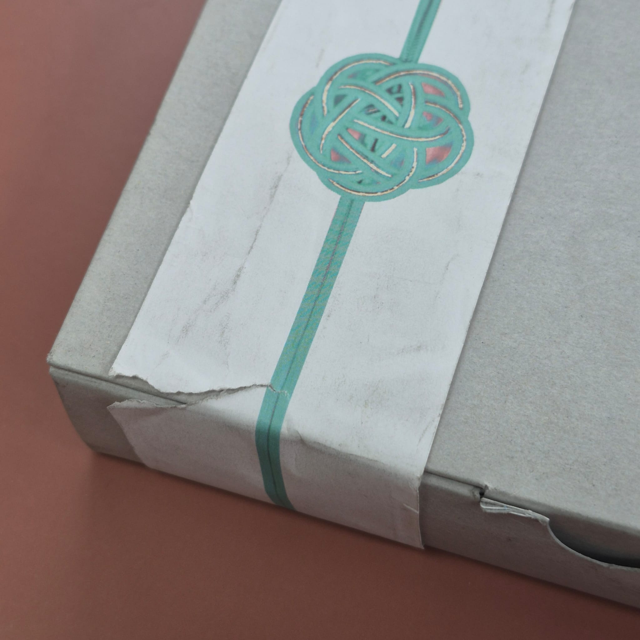 Slightly Damaged Tulip Beading Needle Gift Box Set - Image 2